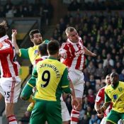 10-man Stoke City hang on for a point at Norwich