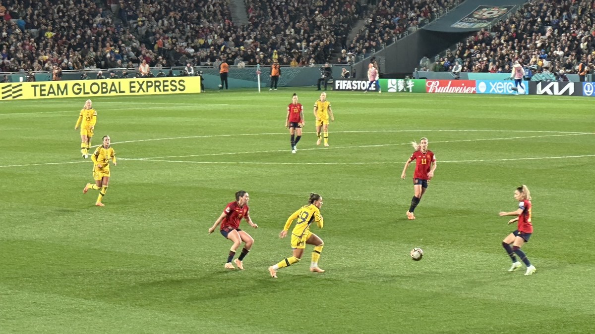 Spain and Sweden compete during their 2023 Women's World Cup semi-final